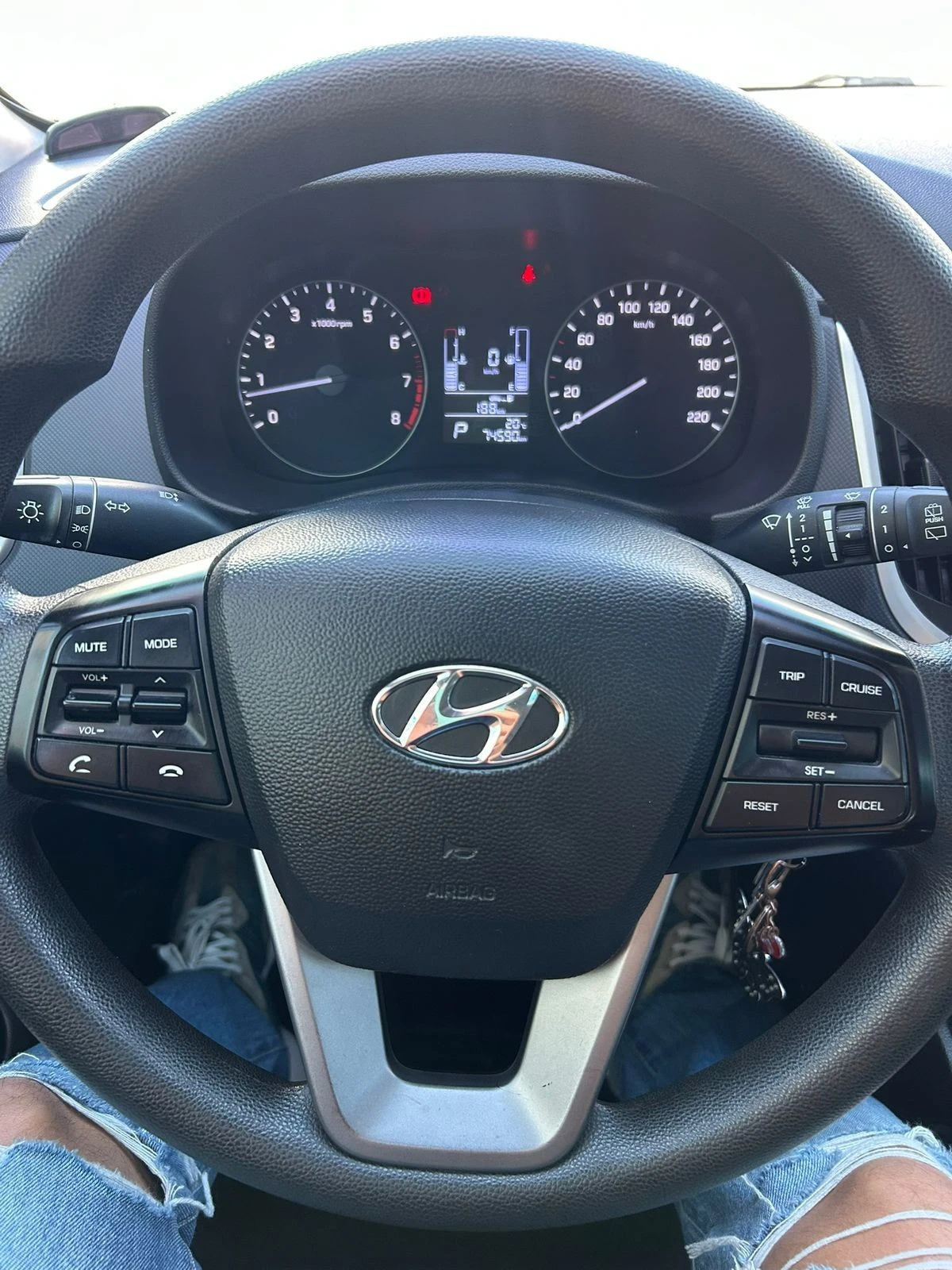 HYUNDAI CRETA