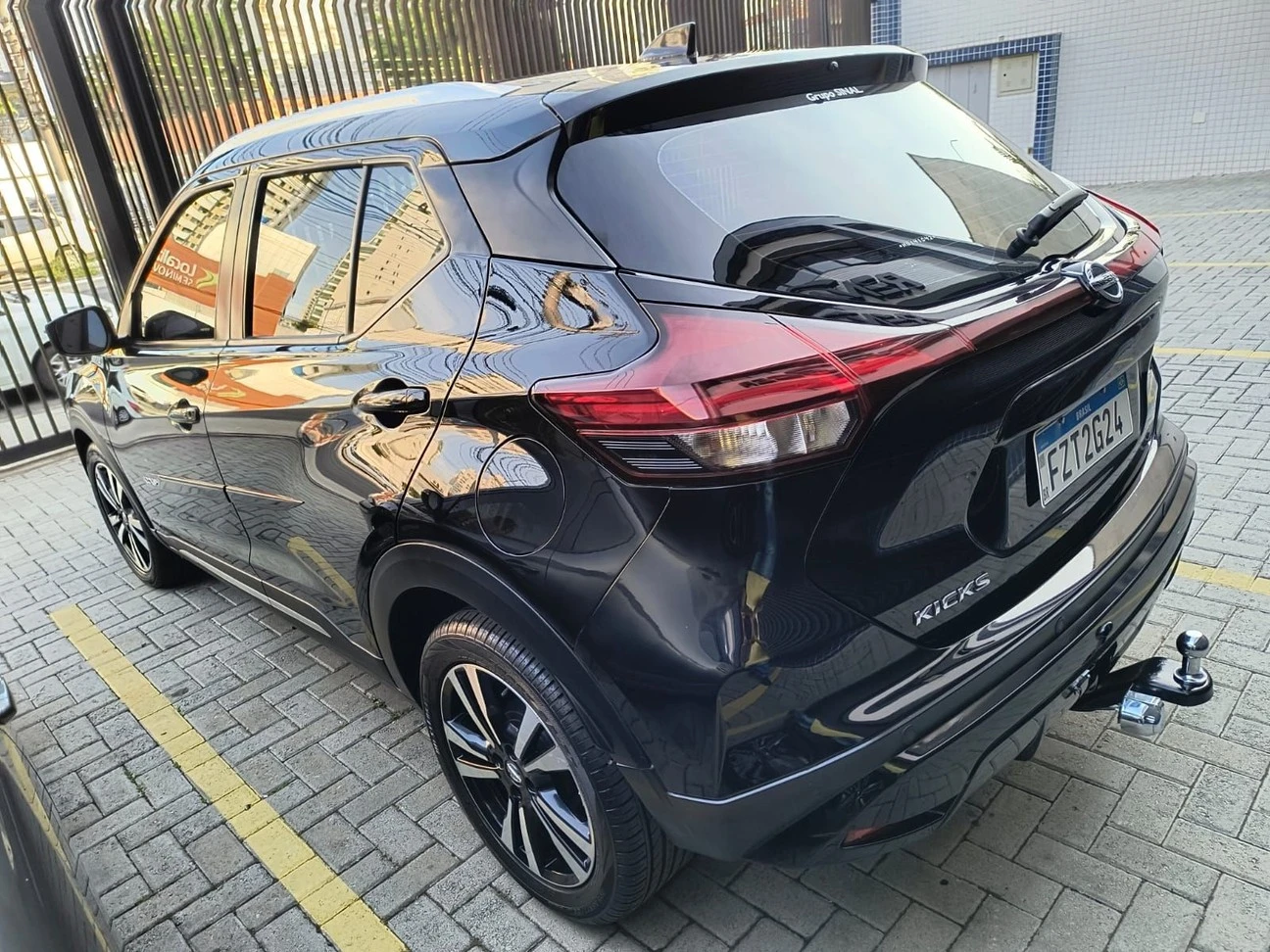 NISSAN KICKS