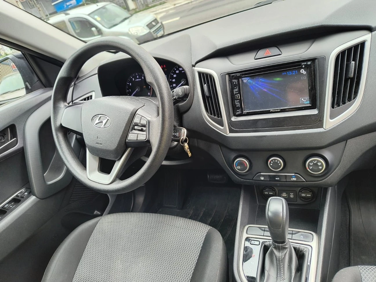 HYUNDAI CRETA