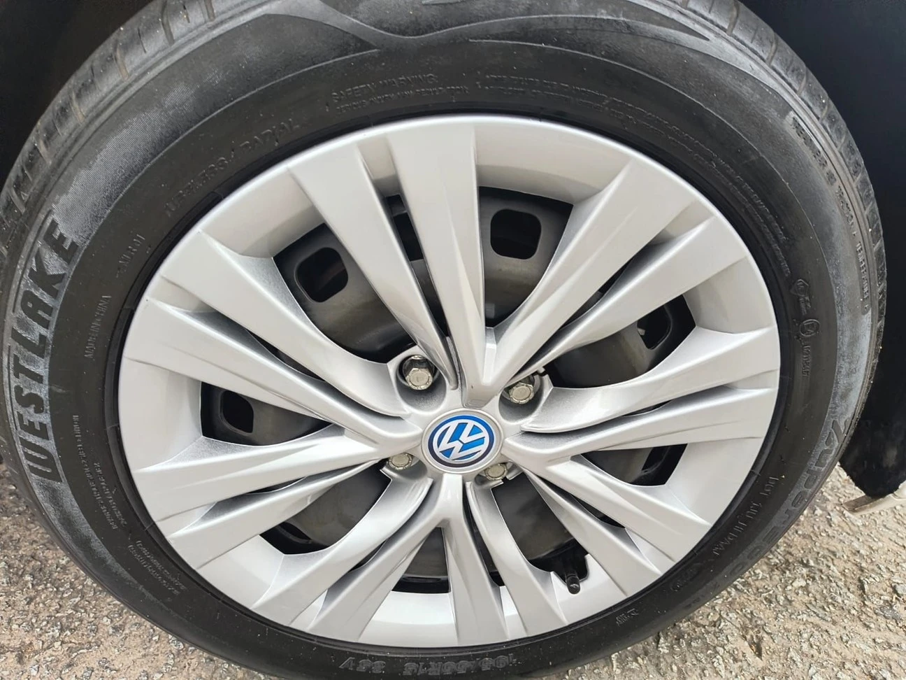 VOLKSWAGEN VOYAGE