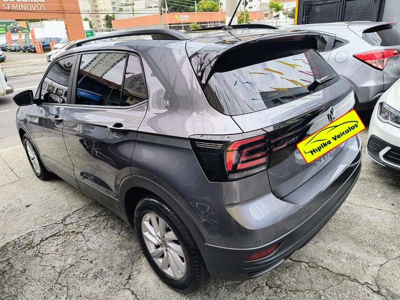 VOLKSWAGEN T-CROSS