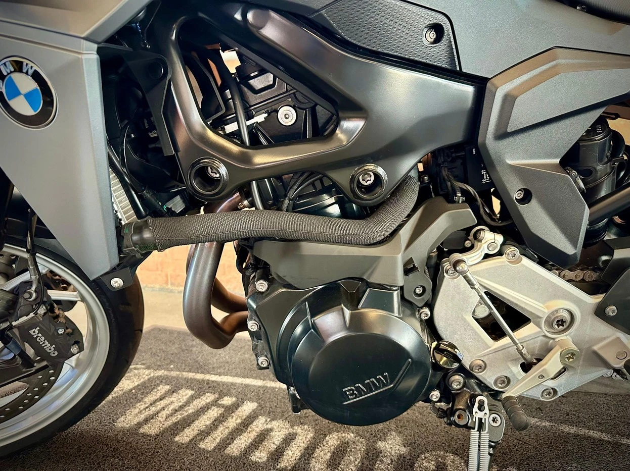 BMW F 900 R SPORT