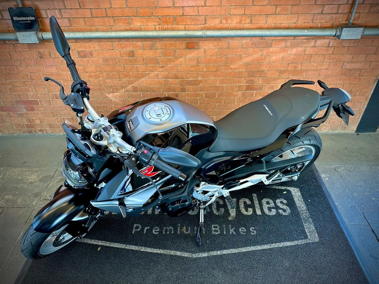BMW F 900 R SPORT