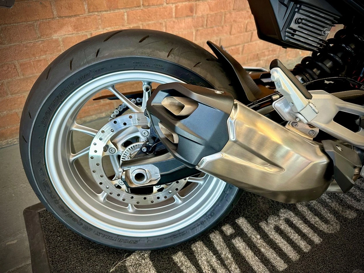 BMW F 900 R SPORT