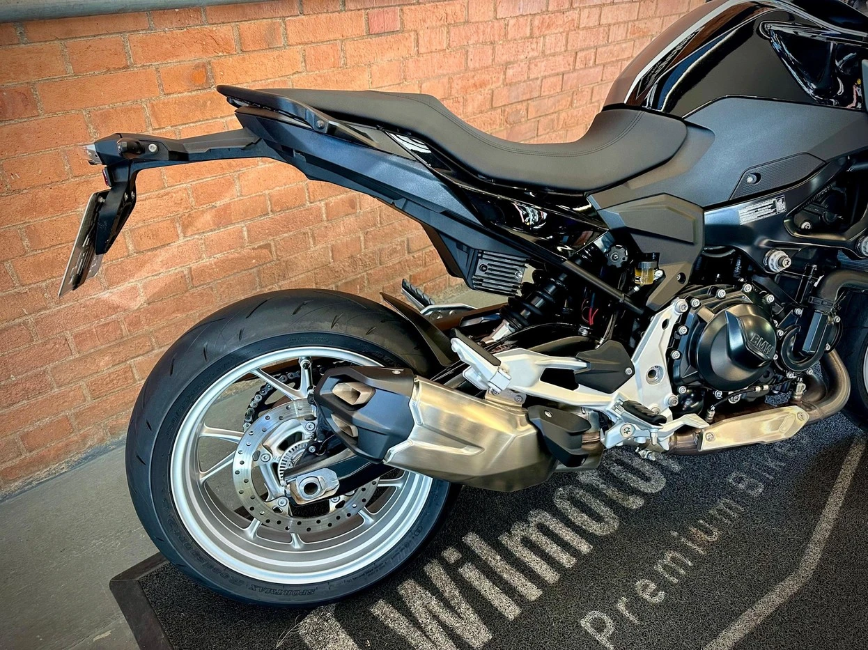 BMW F 900 R SPORT