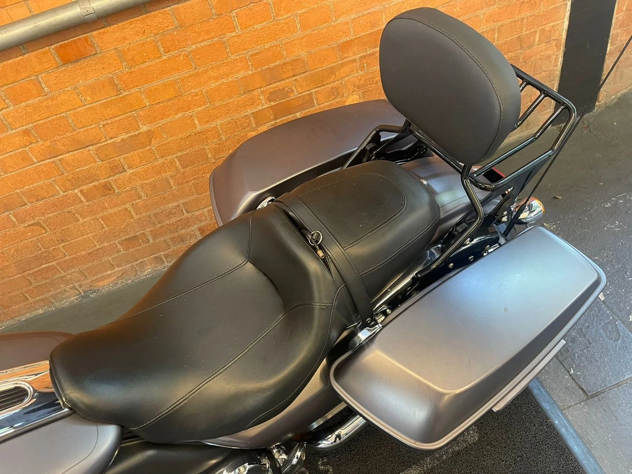 HARLEY-DAVIDSON STREET GLIDE SPECIAL