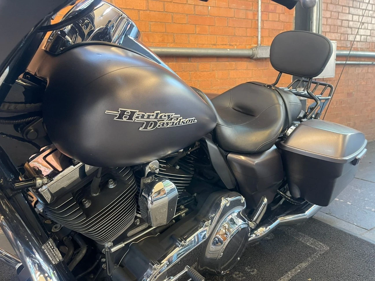 HARLEY-DAVIDSON STREET GLIDE SPECIAL