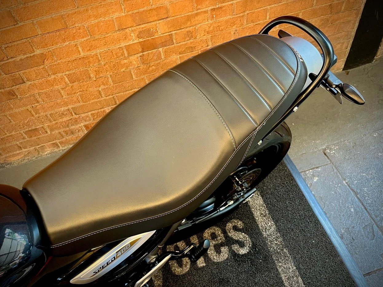 TRIUMPH SPEED 400