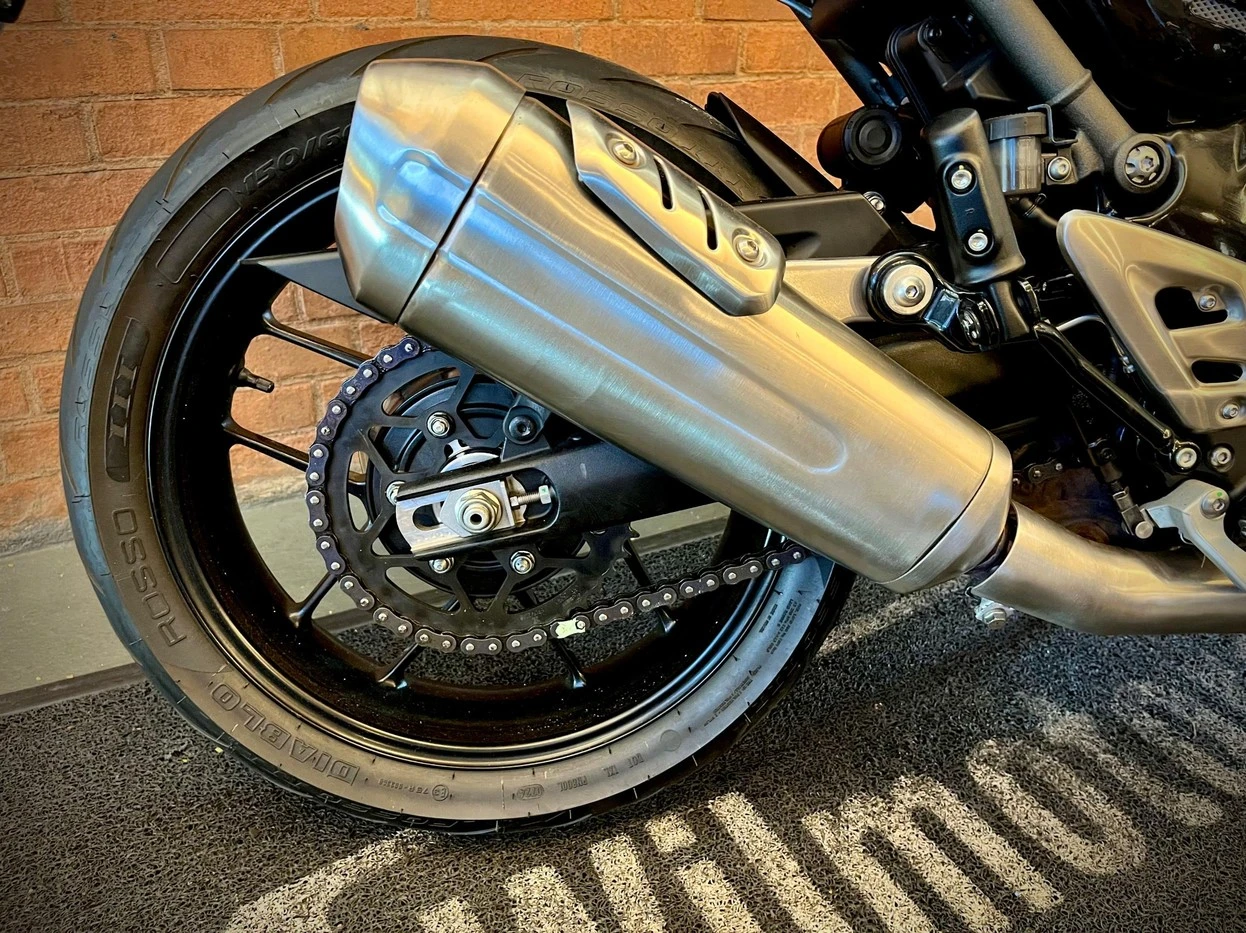 TRIUMPH SPEED 400