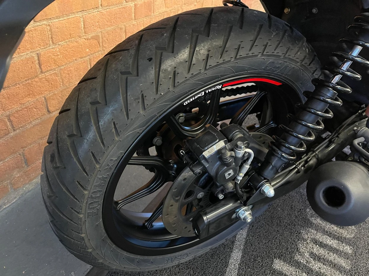 ROYAL ENFIELD HUNTER 350