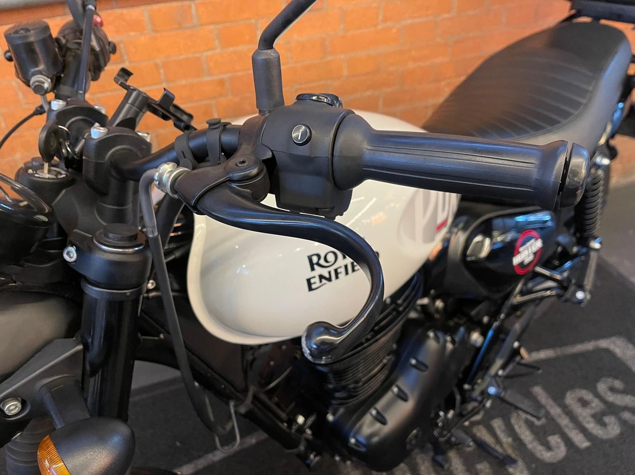ROYAL ENFIELD HUNTER 350
