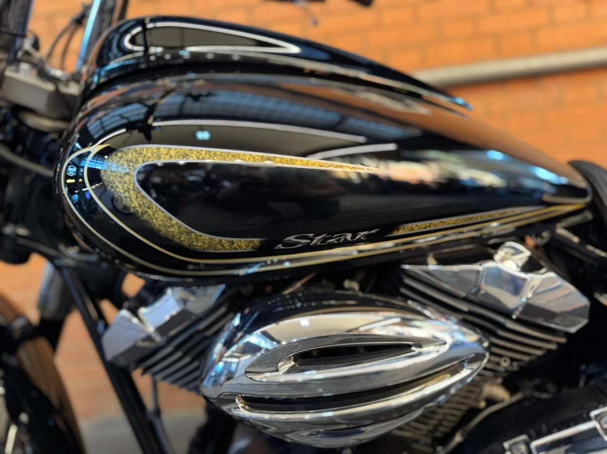 YAMAHA XVS 950A MIDNIGHT STAR