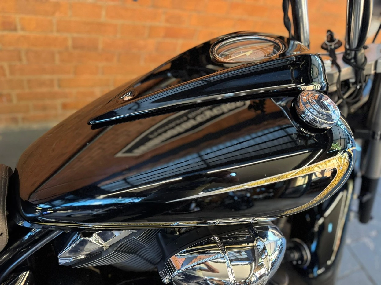 YAMAHA XVS 950A MIDNIGHT STAR