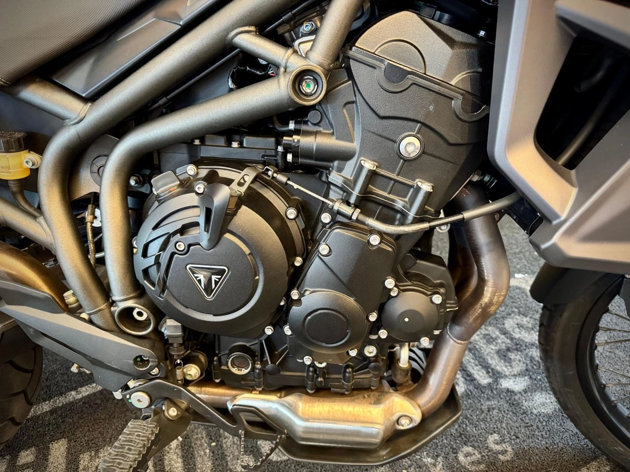 TRIUMPH TIGER 800XC