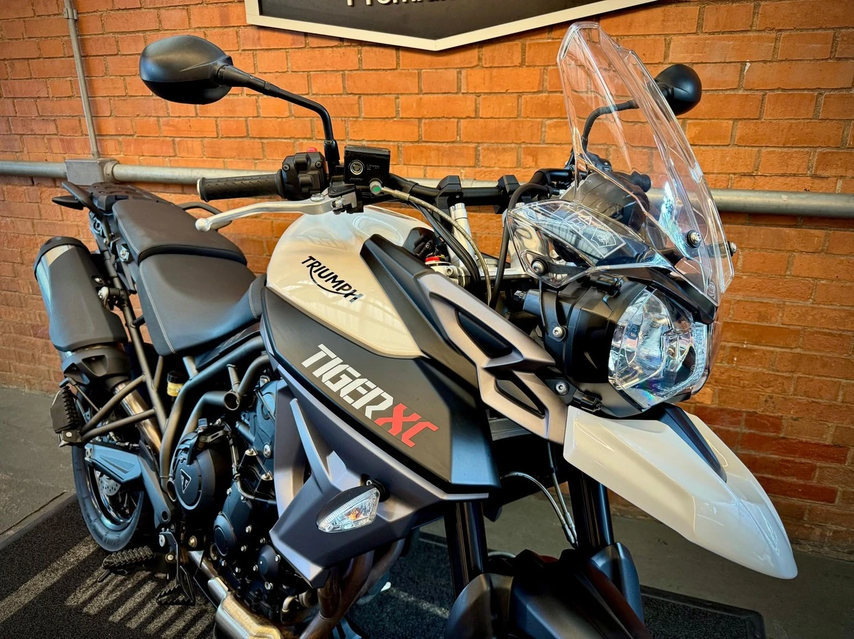 TRIUMPH TIGER 800XC