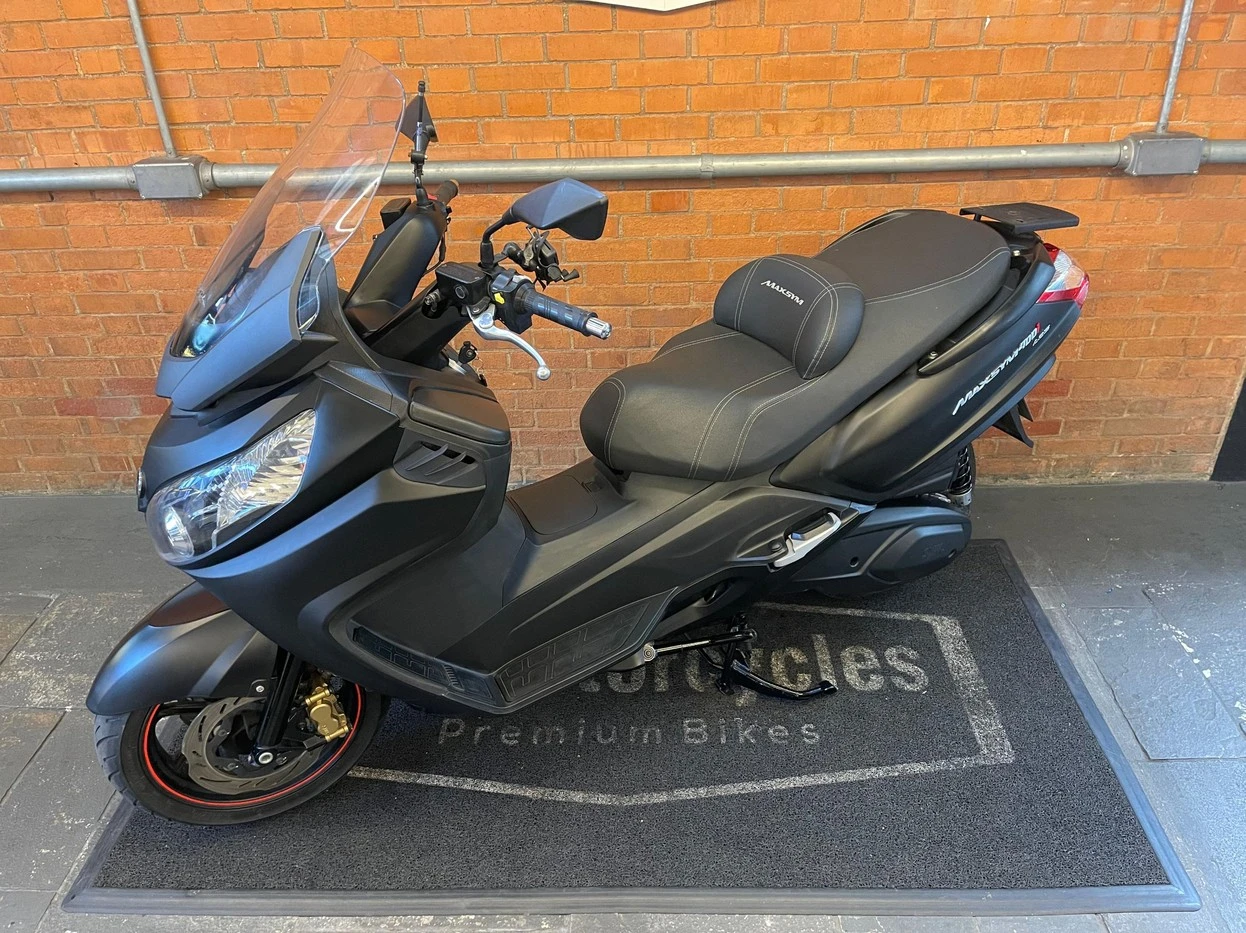 DAFRA MAXSYM 400i