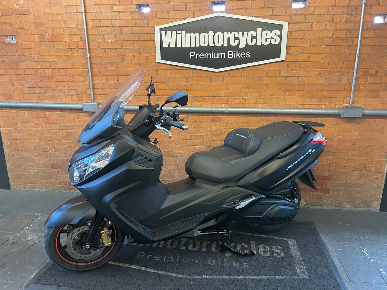 DAFRA MAXSYM 400i