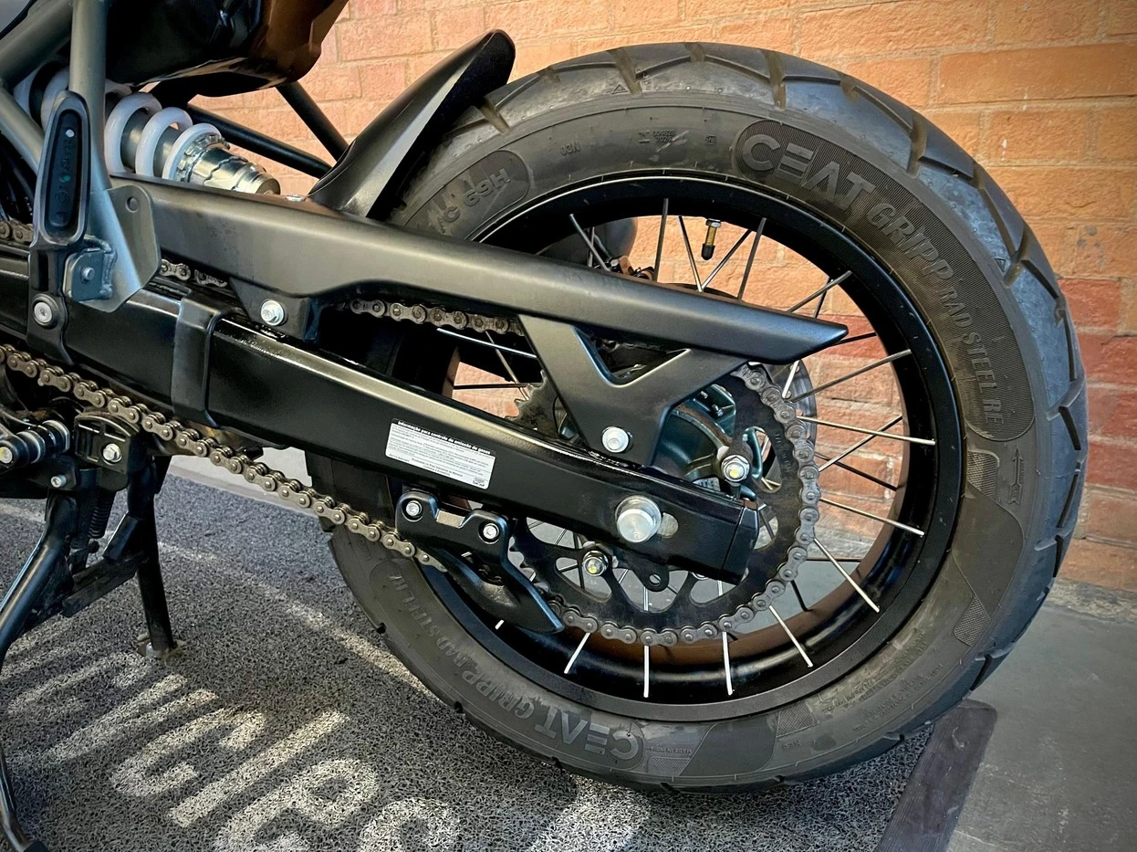 ROYAL ENFIELD HIMALAYAN