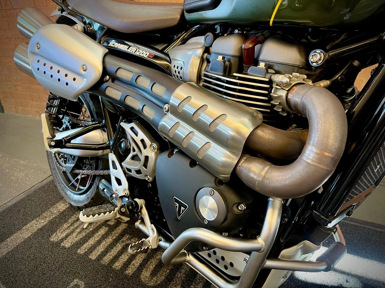 TRIUMPH BONNEVILLE SCRAMBLER 1200 XC