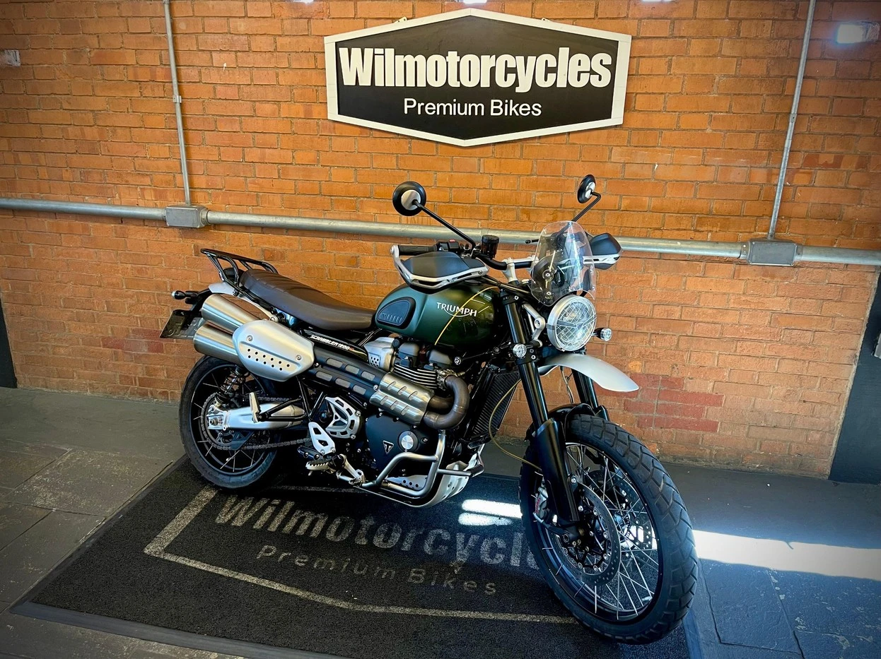 TRIUMPH BONNEVILLE SCRAMBLER 1200 XC