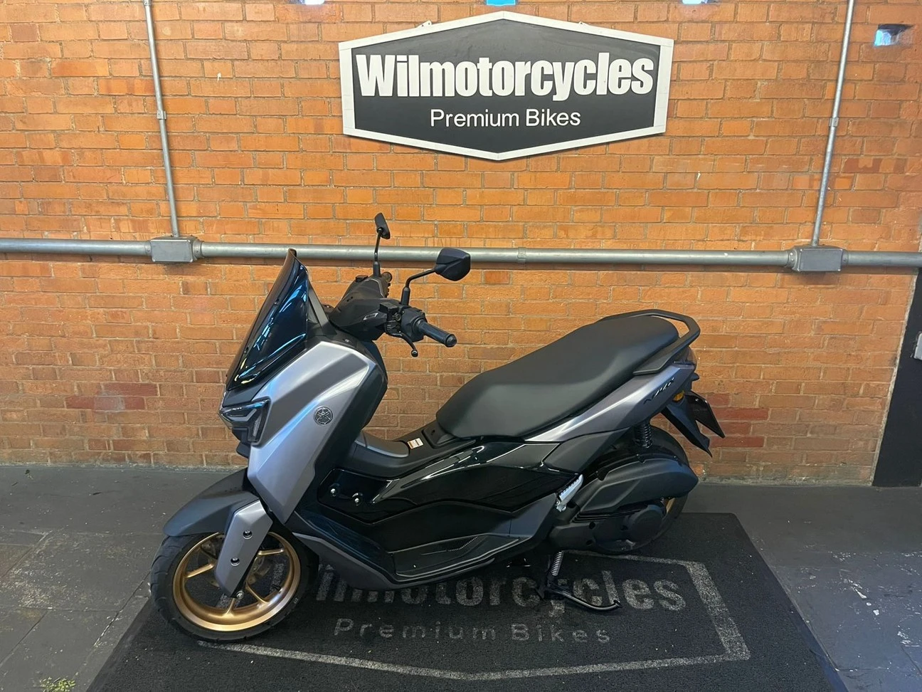 YAMAHA NMAX 160 ABS