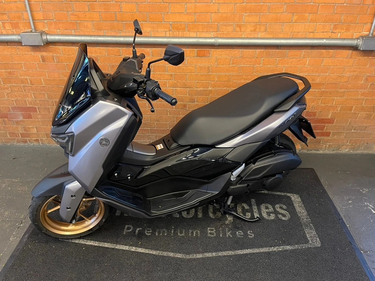 YAMAHA NMAX 160 ABS