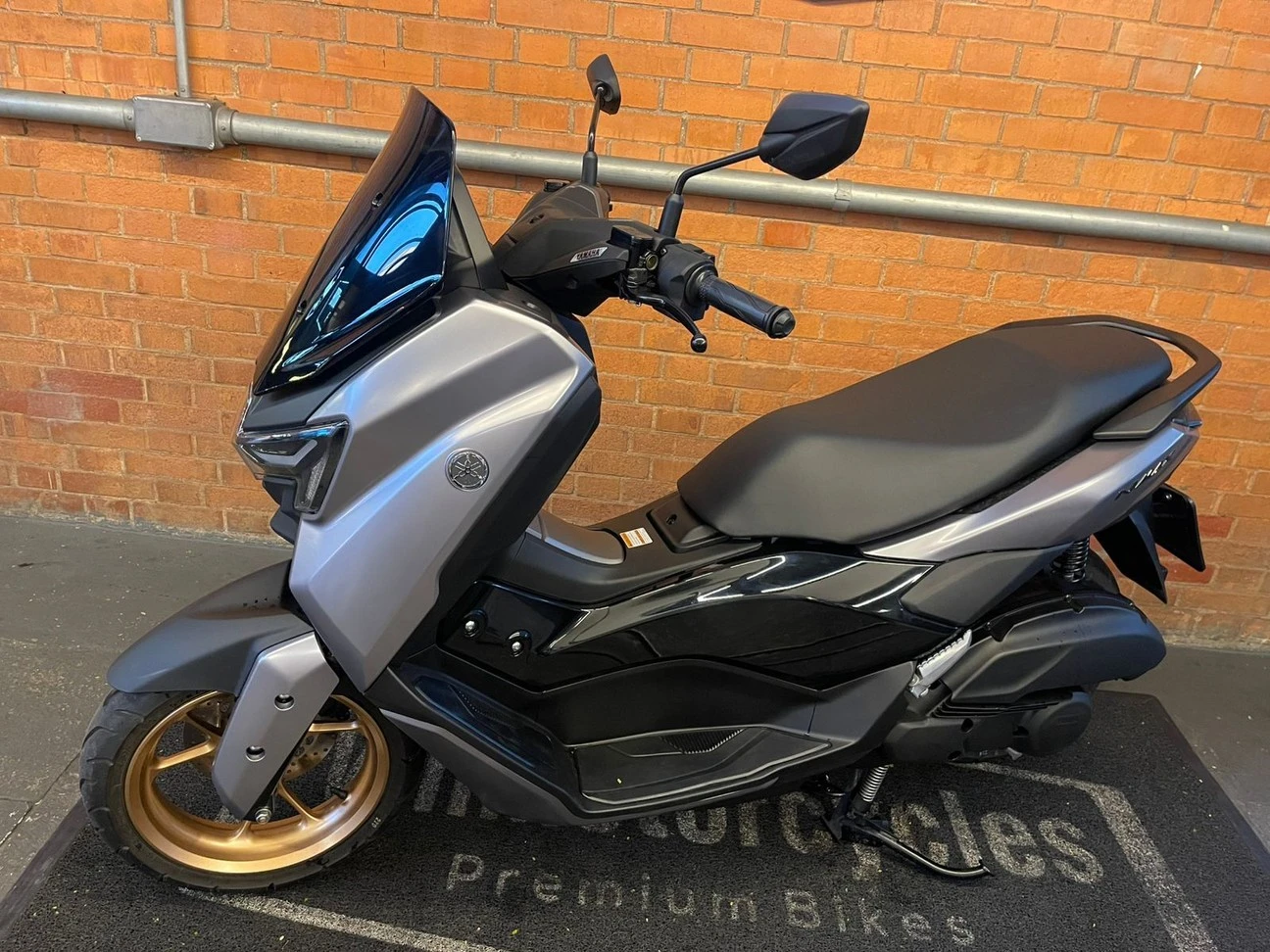 YAMAHA NMAX 160 ABS