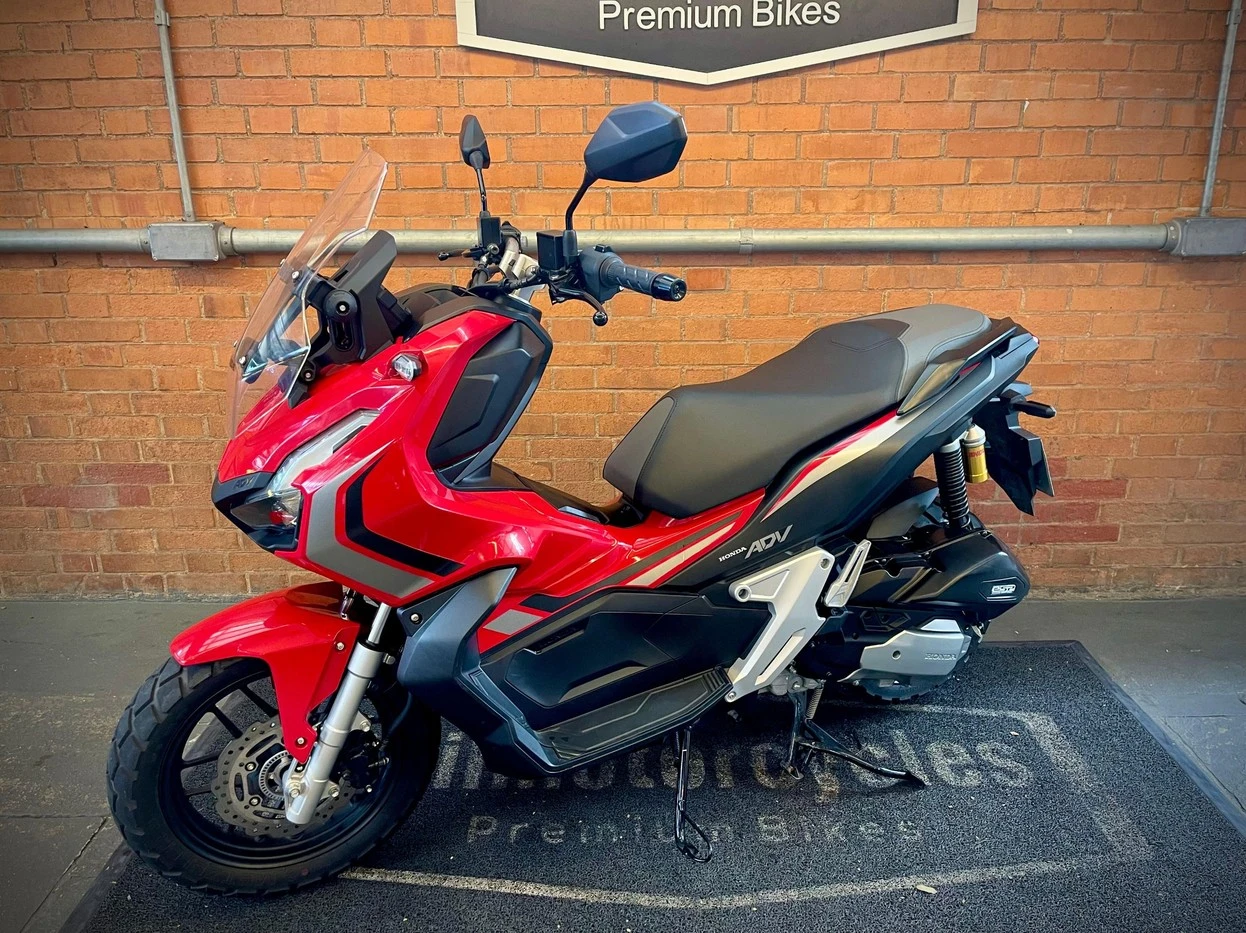 HONDA ADV 150