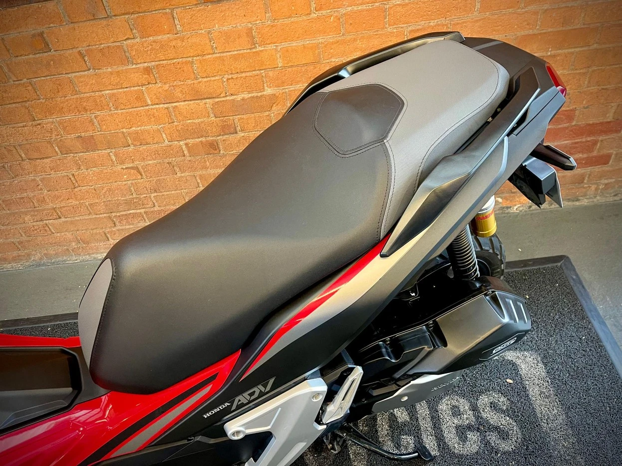 HONDA ADV 150
