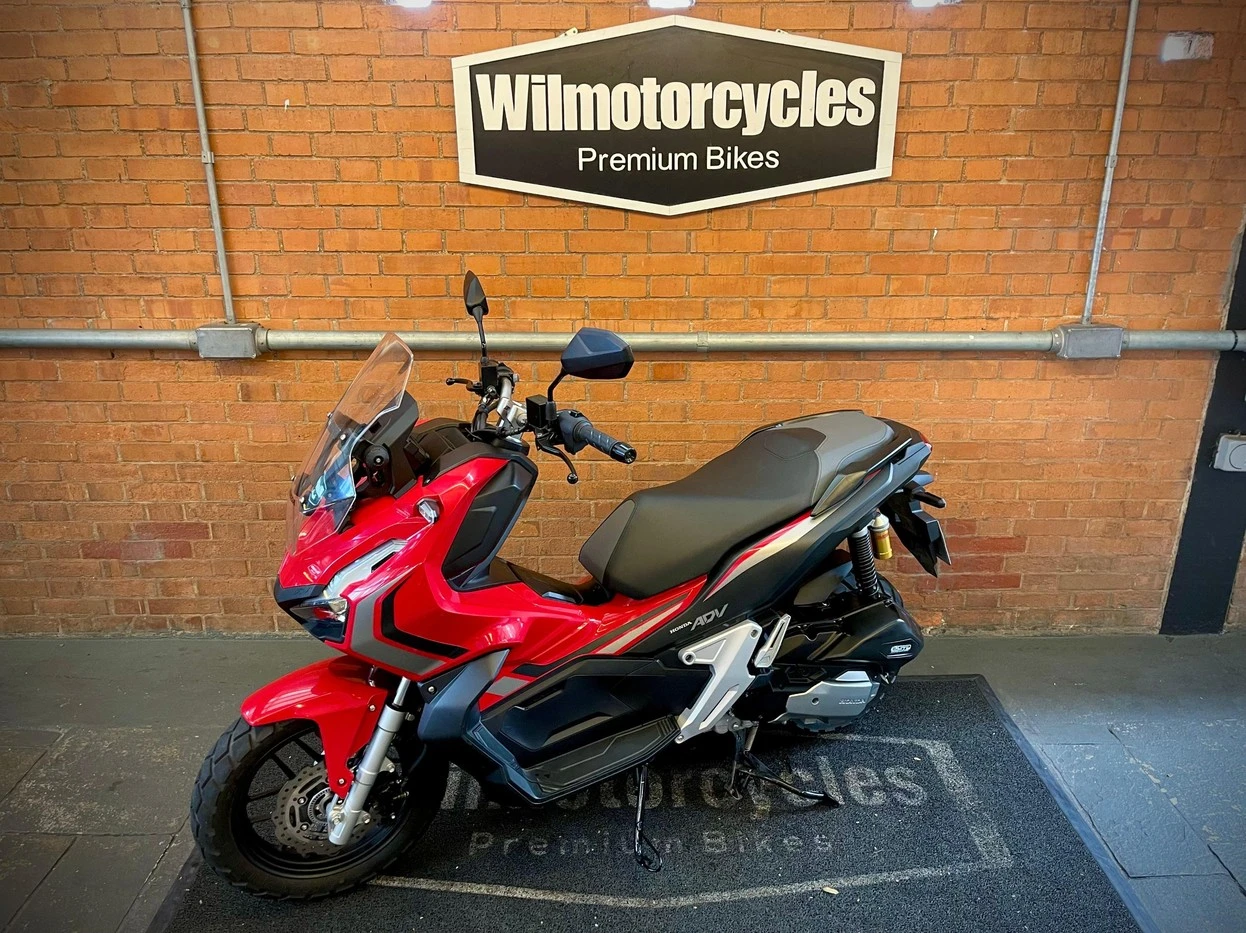 HONDA ADV 150
