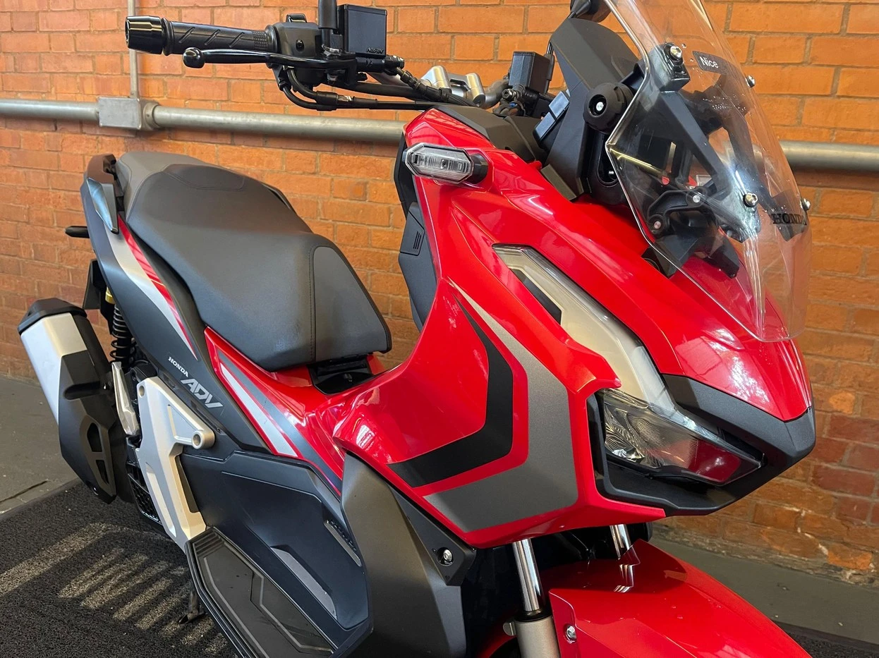 HONDA ADV 150