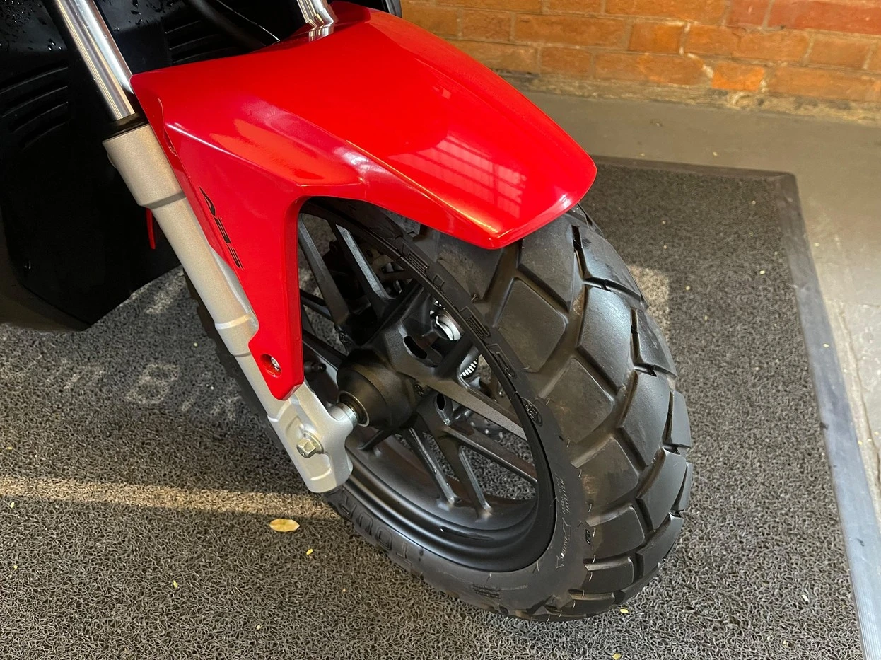 HONDA ADV 150