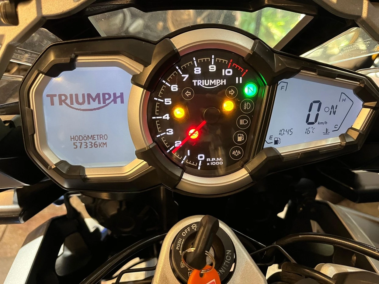 TRIUMPH TIGER EXPLORER XCX