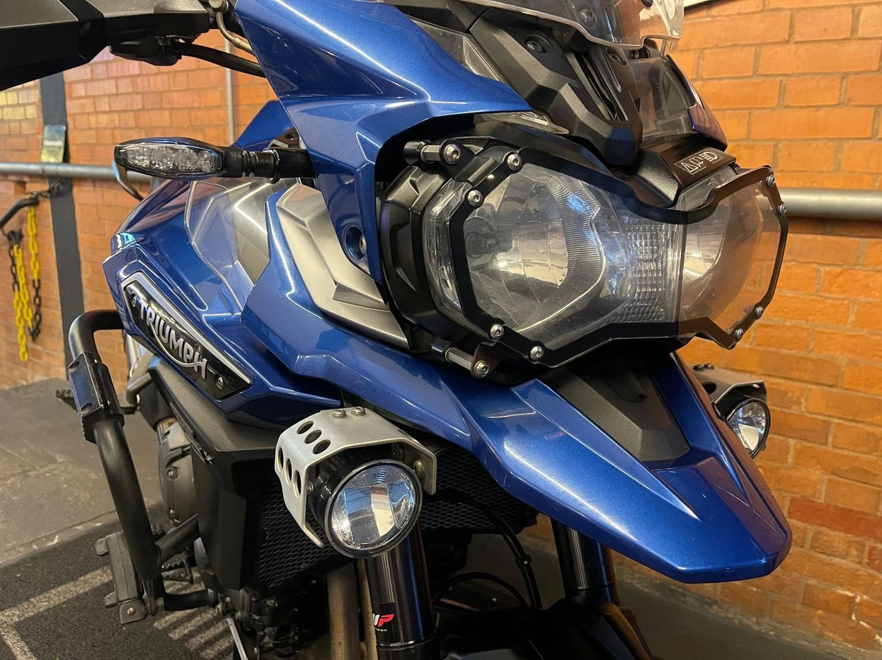 TRIUMPH TIGER EXPLORER XCX