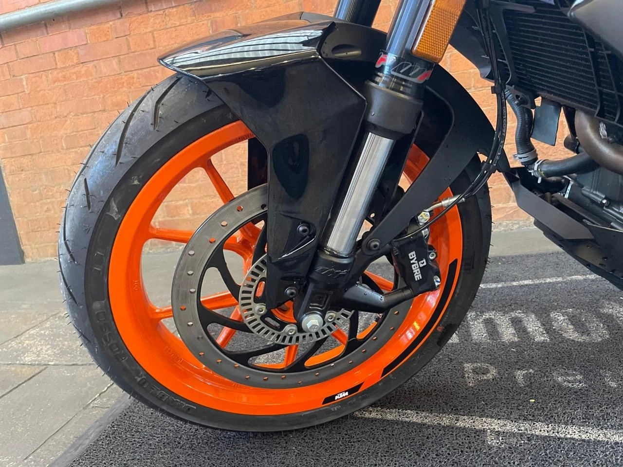 KTM DUKE 390 ABS