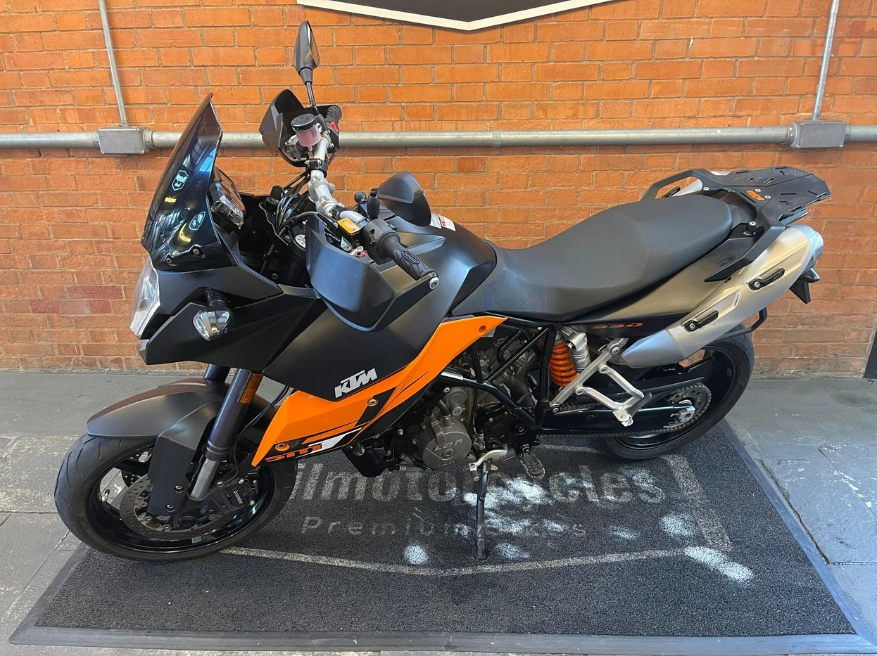 KTM SUPERMOTO 990T