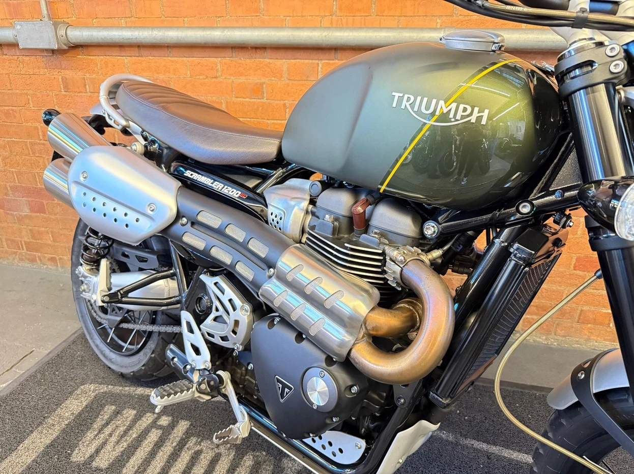 TRIUMPH BONNEVILLE SCRAMBLER 1200 XC