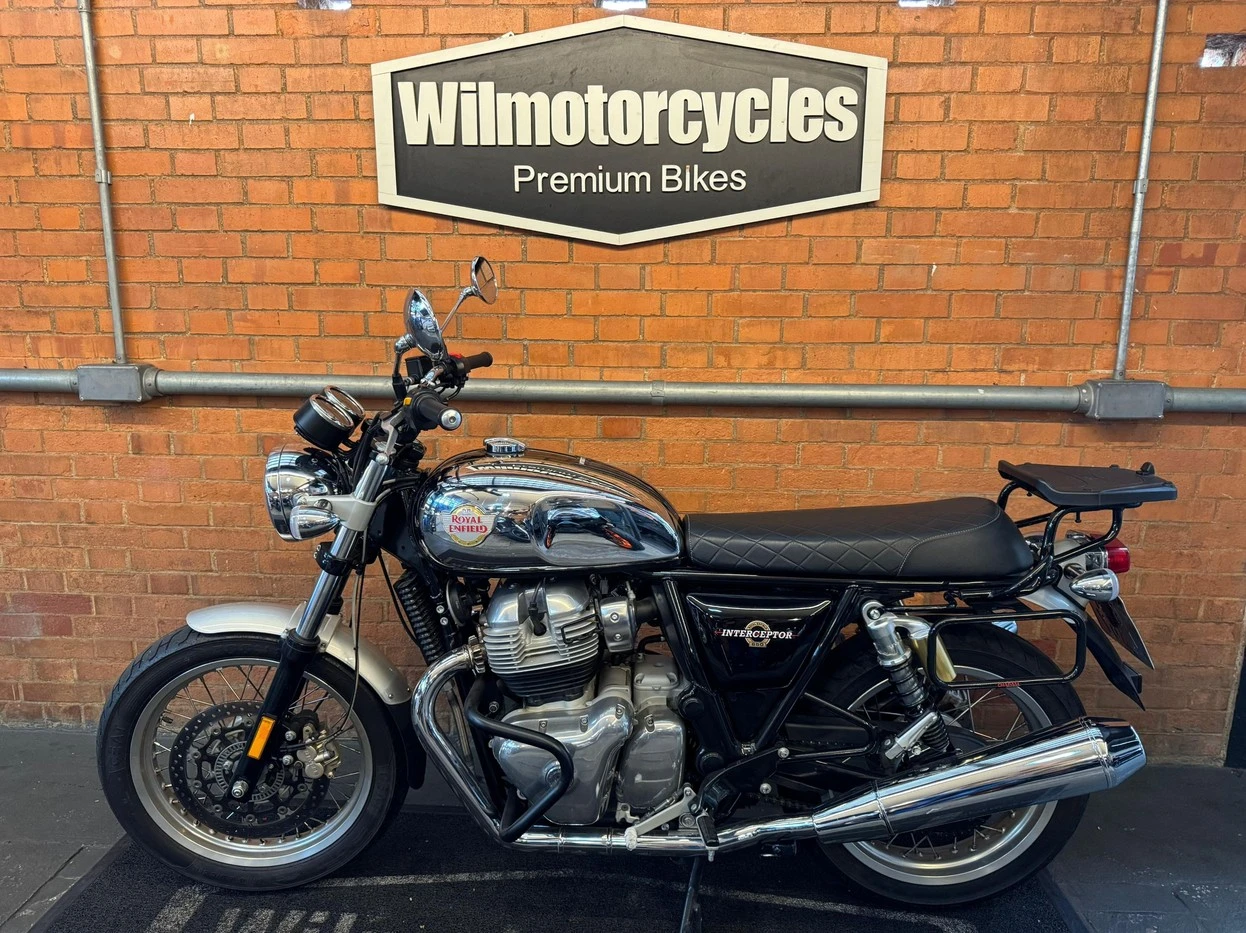 ROYAL ENFIELD INTERCEPTOR 