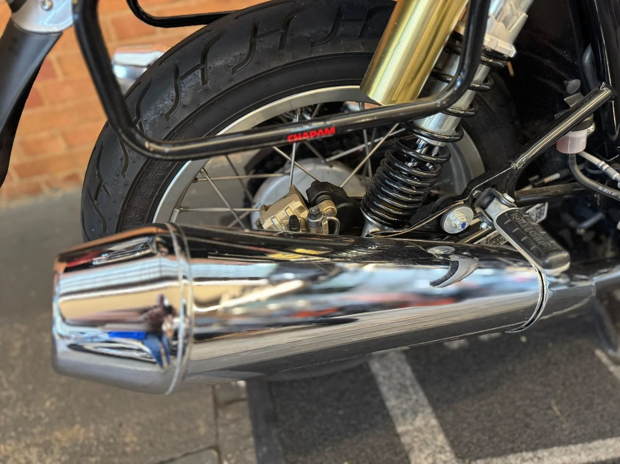 ROYAL ENFIELD INTERCEPTOR 