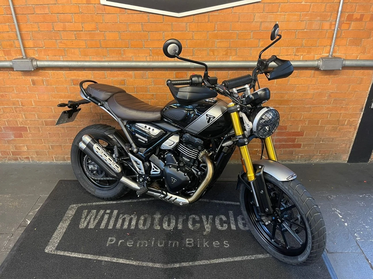 TRIUMPH SCRAMBLER