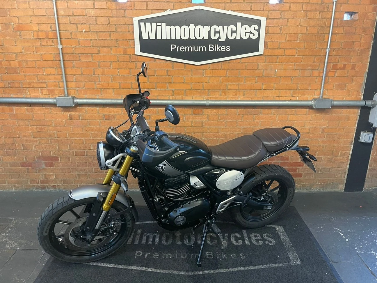 TRIUMPH SCRAMBLER