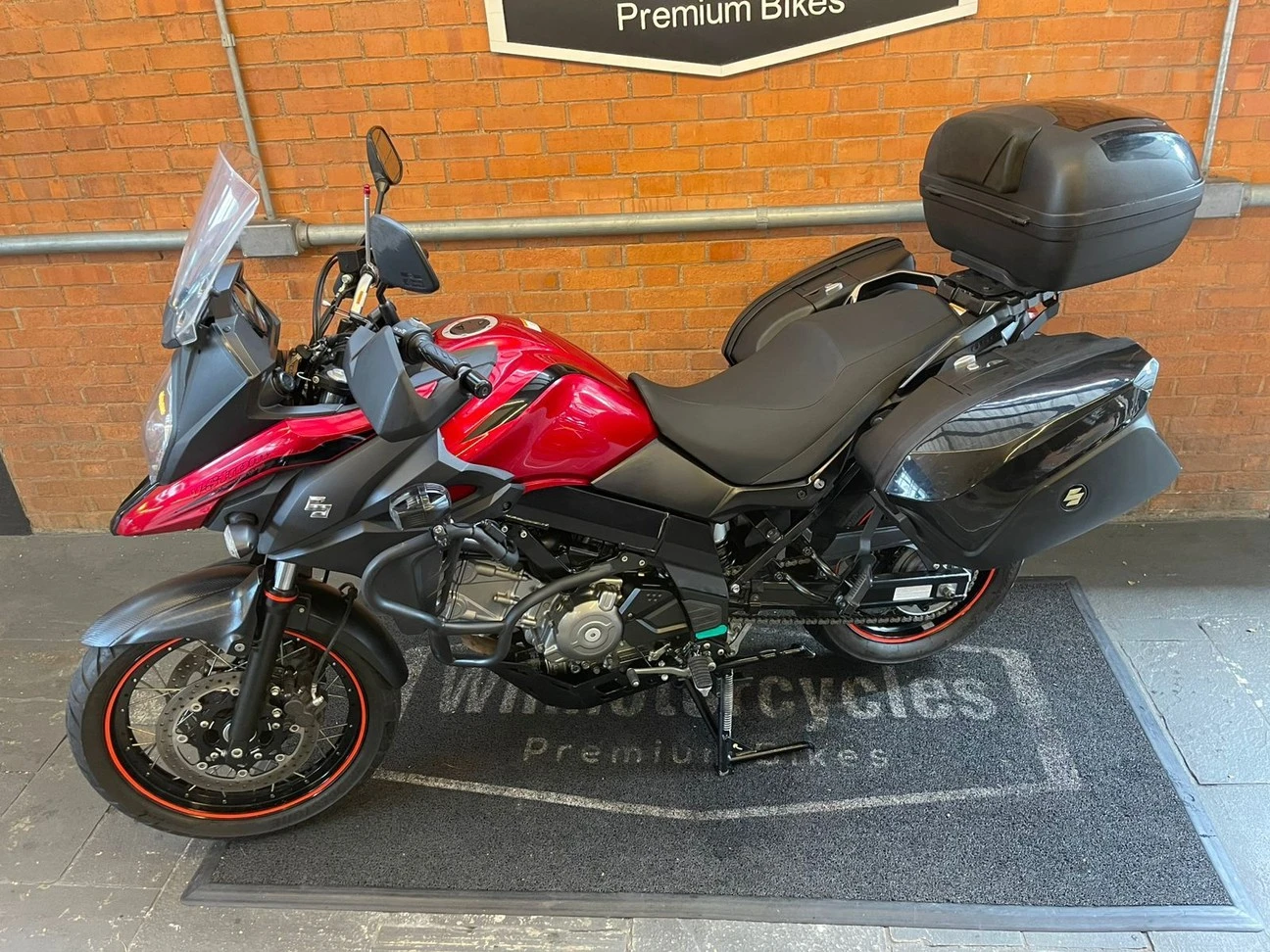 SUZUKI V-STROM 650 ADVENTURE