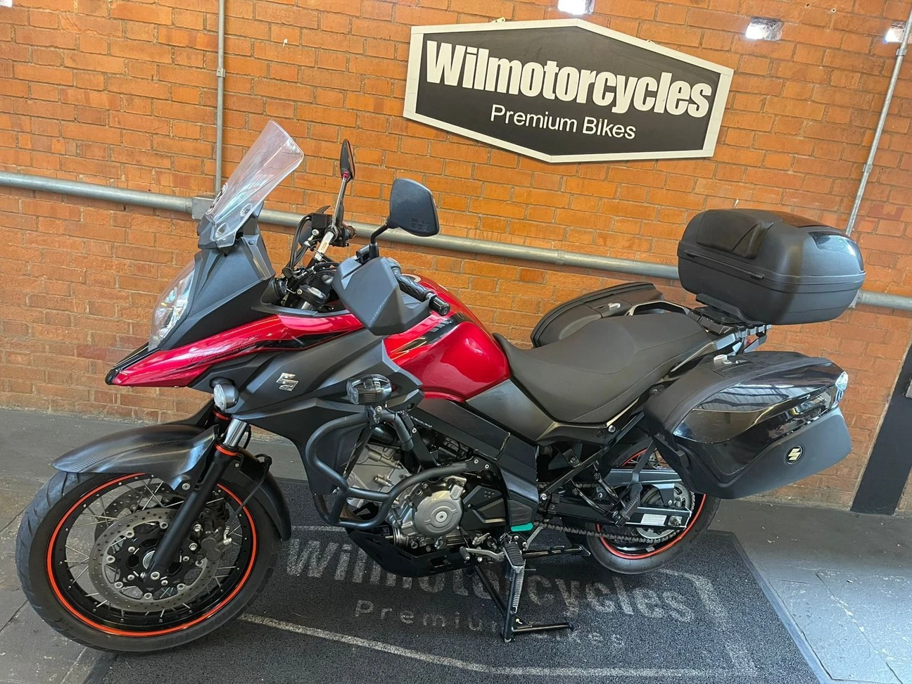 SUZUKI V-STROM 650 ADVENTURE