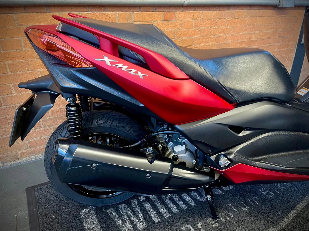 YAMAHA XMAX ABS