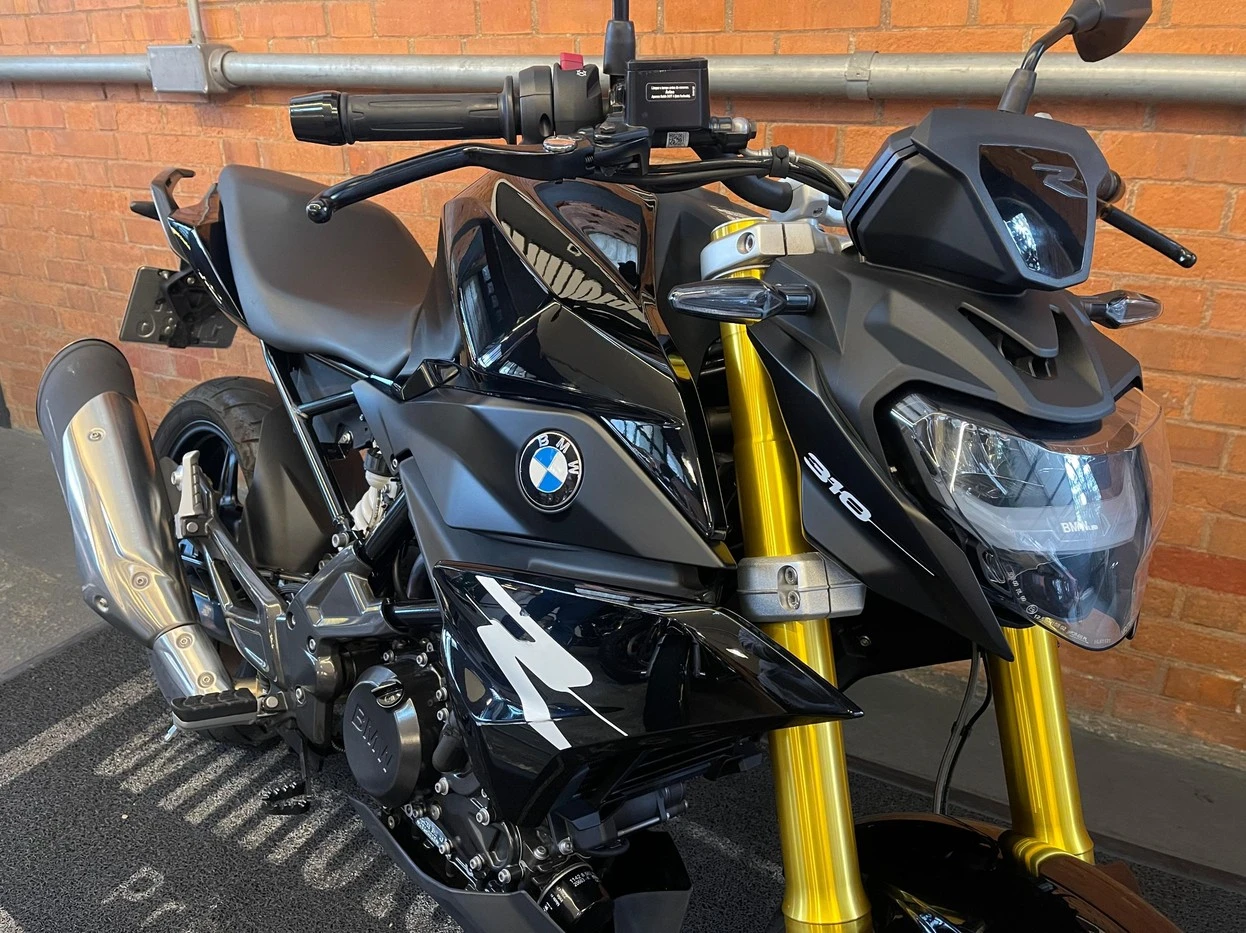 BMW G 310 R