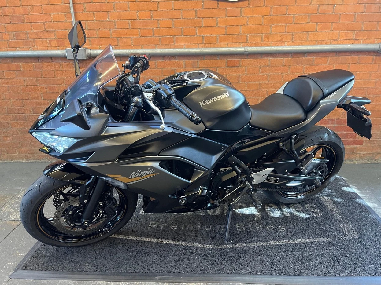 KAWASAKI NINJA 650 ABS