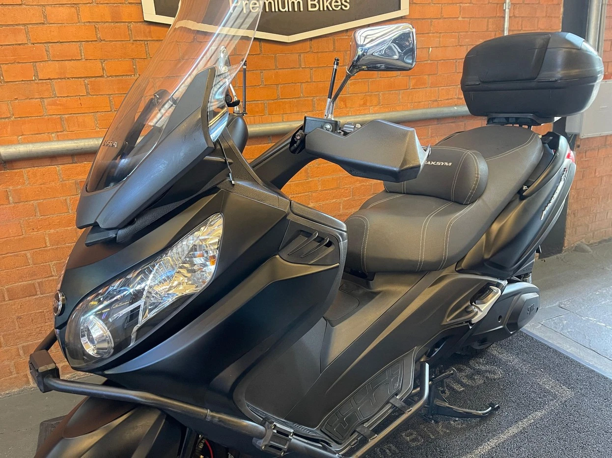 DAFRA MAXSYM 400i