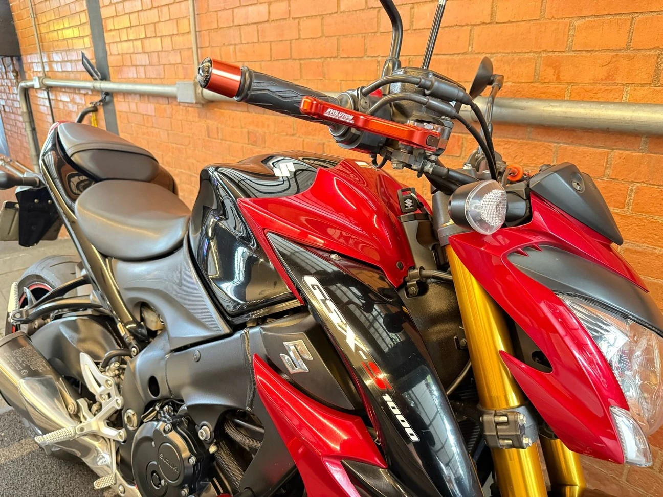 SUZUKI GSX S1000 ABS