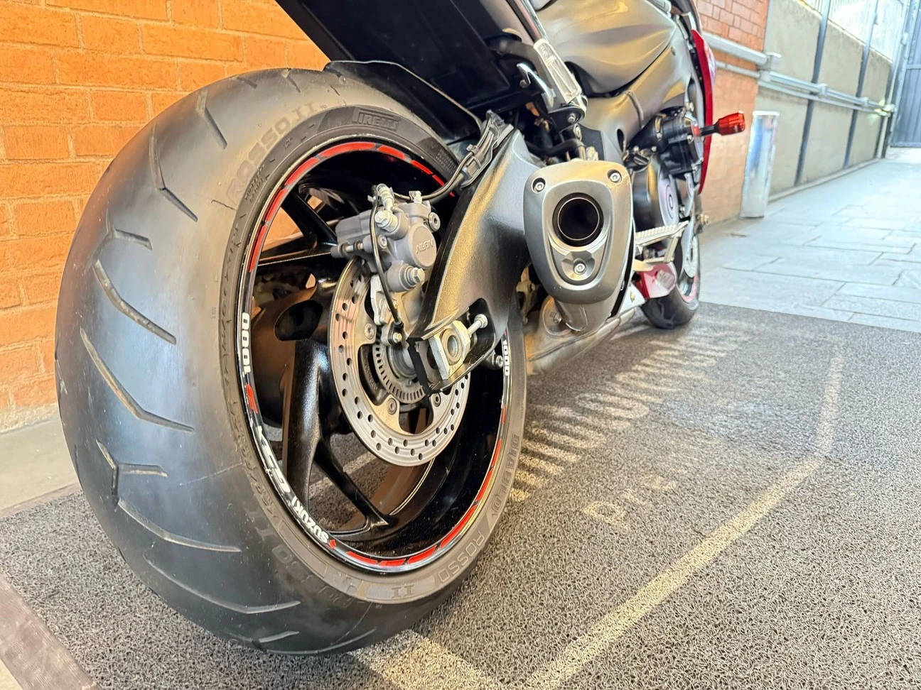 SUZUKI GSX S1000 ABS