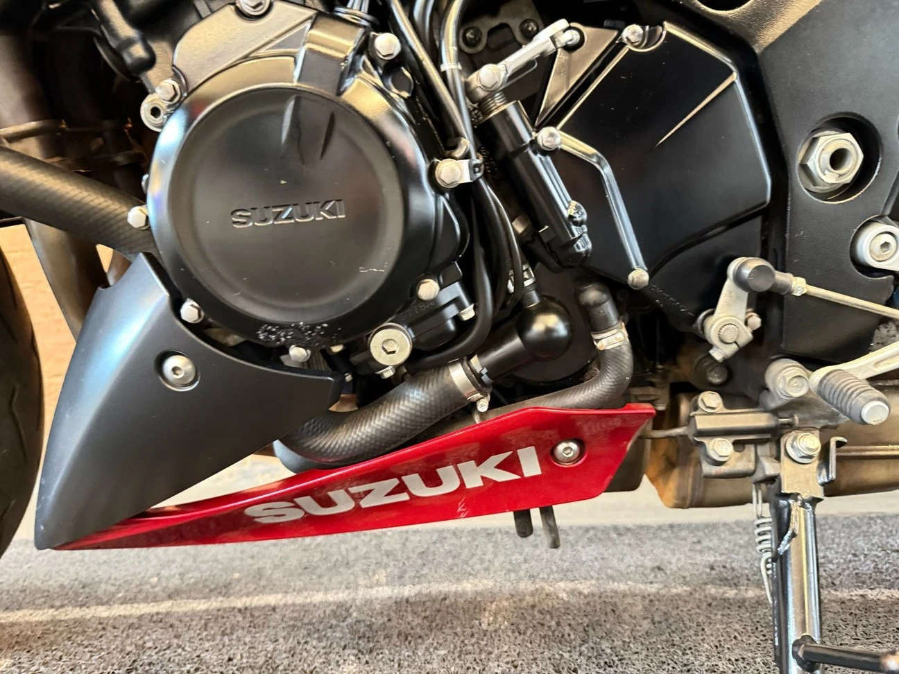 SUZUKI GSX S1000 ABS